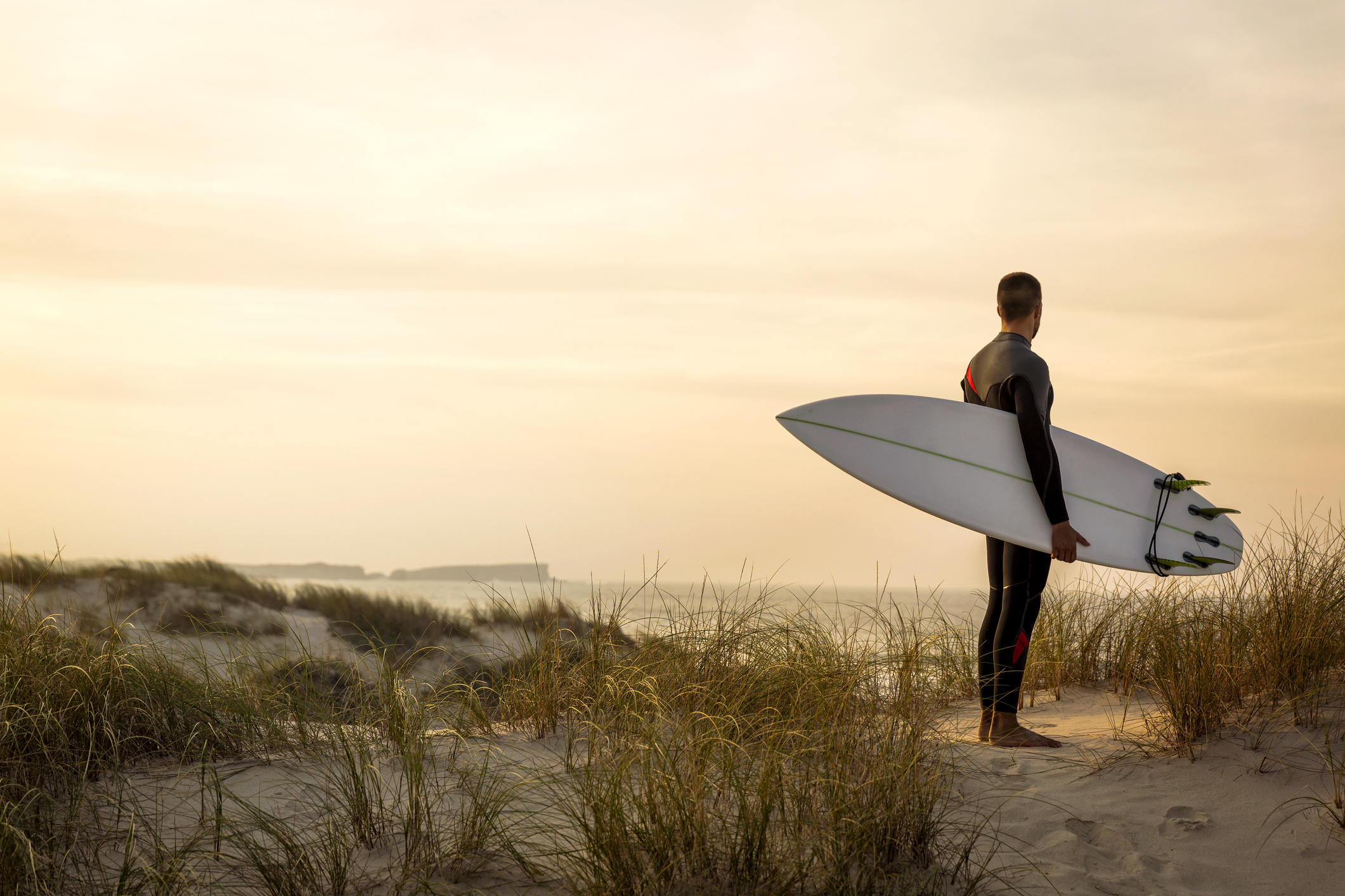 Surfing Lessons Rehoboth Beach: A Complete Guide for Beginners and Enthusiasts